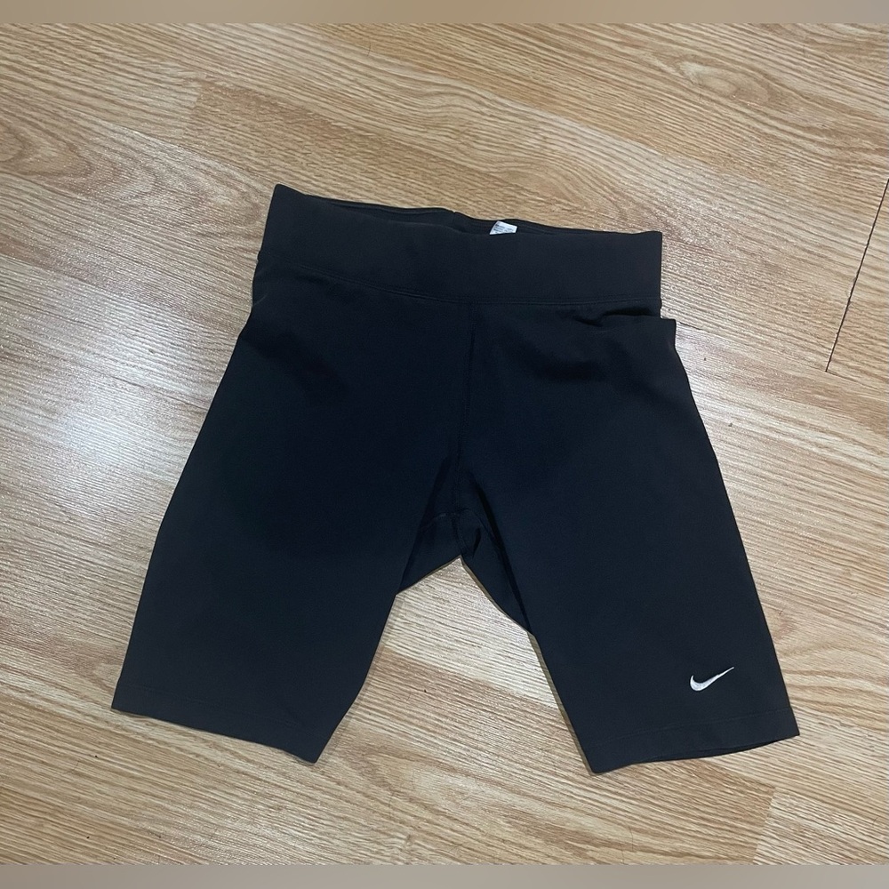 Nike Women's Black Shorts - Picture 3 of 4
